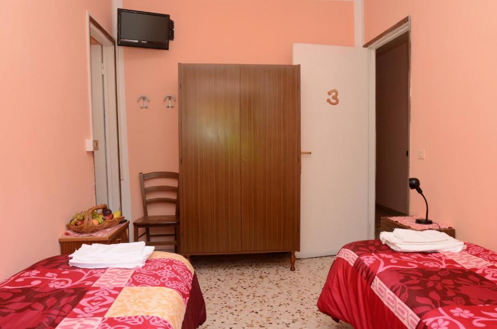 Albergo Ristorante Da Piercarlo Brallo Di Pregola Room photo