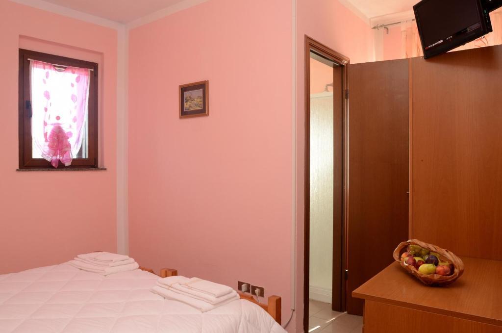 Albergo Ristorante Da Piercarlo Brallo Di Pregola Room photo